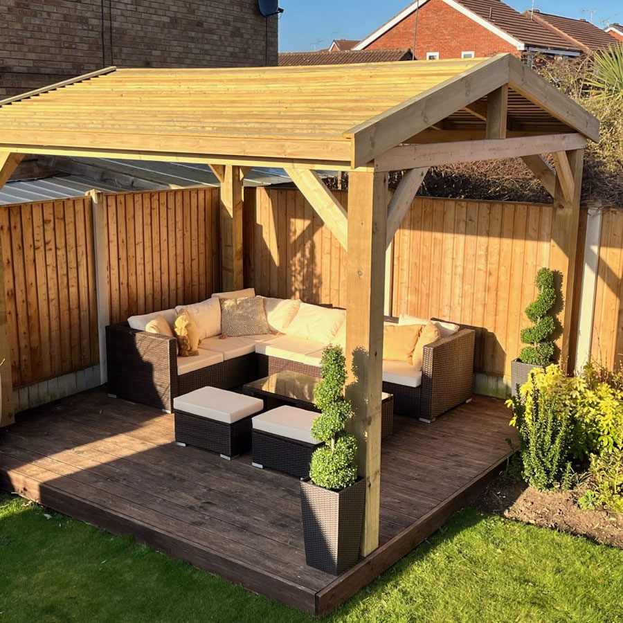 3m x 3m Featheredge Gazebo